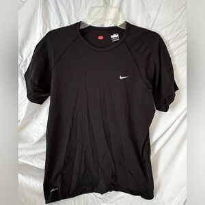 Nike women’s DriFit fitted shirt